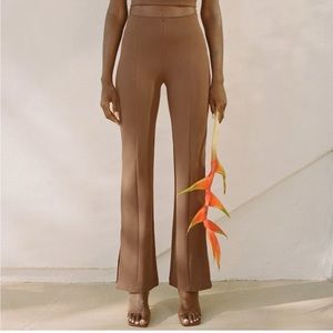 NWOT Abercrombie & Fitch Ponte Split Hem Slim Flare Pants